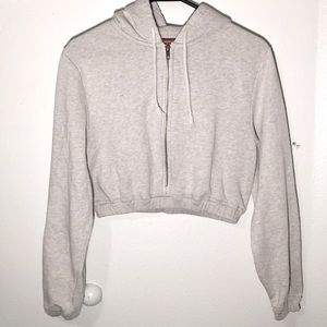 Cropped hoodie